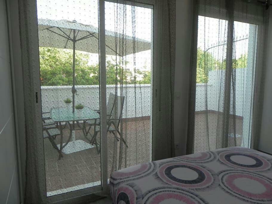 Atico Con Terraza En Alameda De Hercules Seville Exterior photo