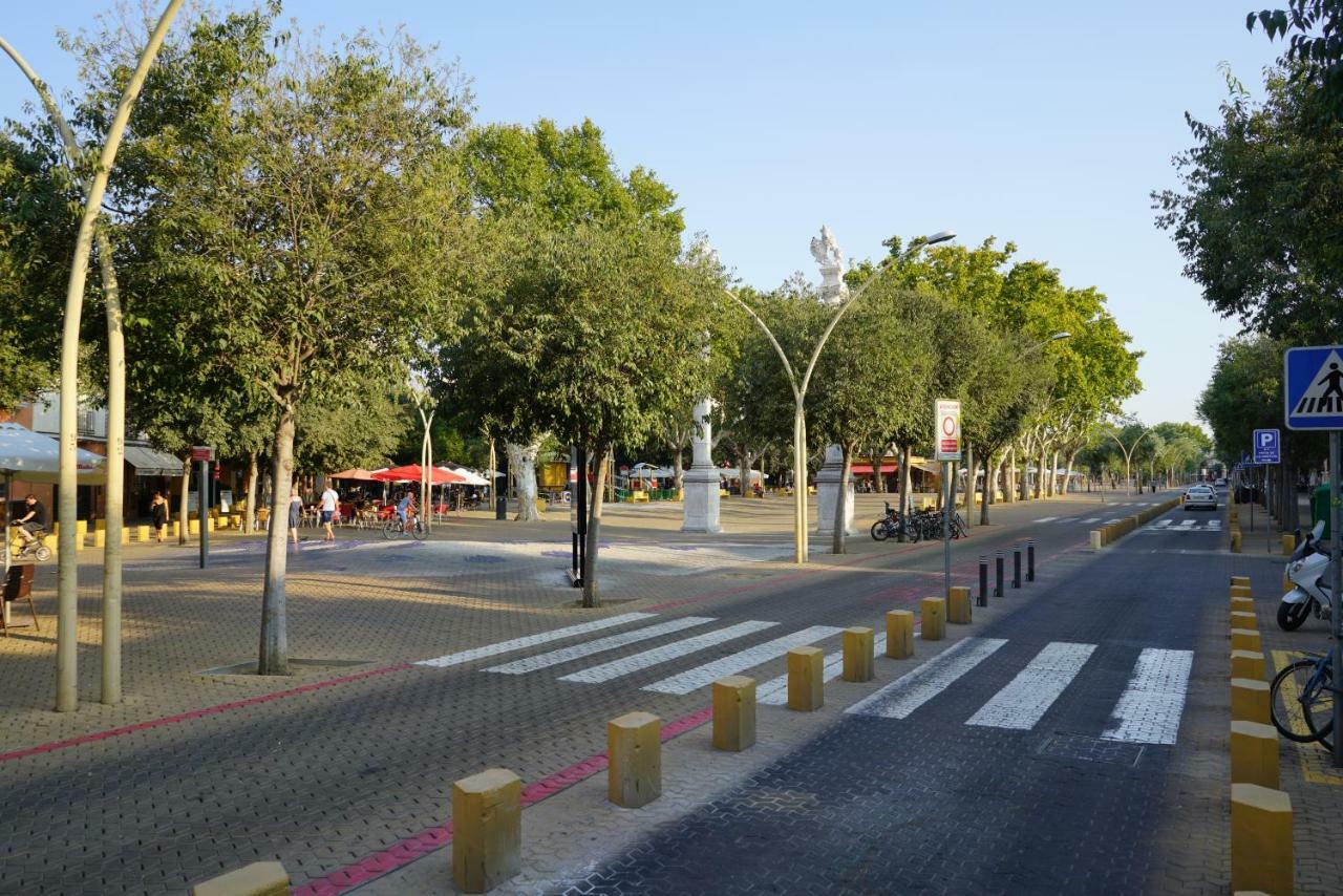 Atico Con Terraza En Alameda De Hercules Seville Exterior photo